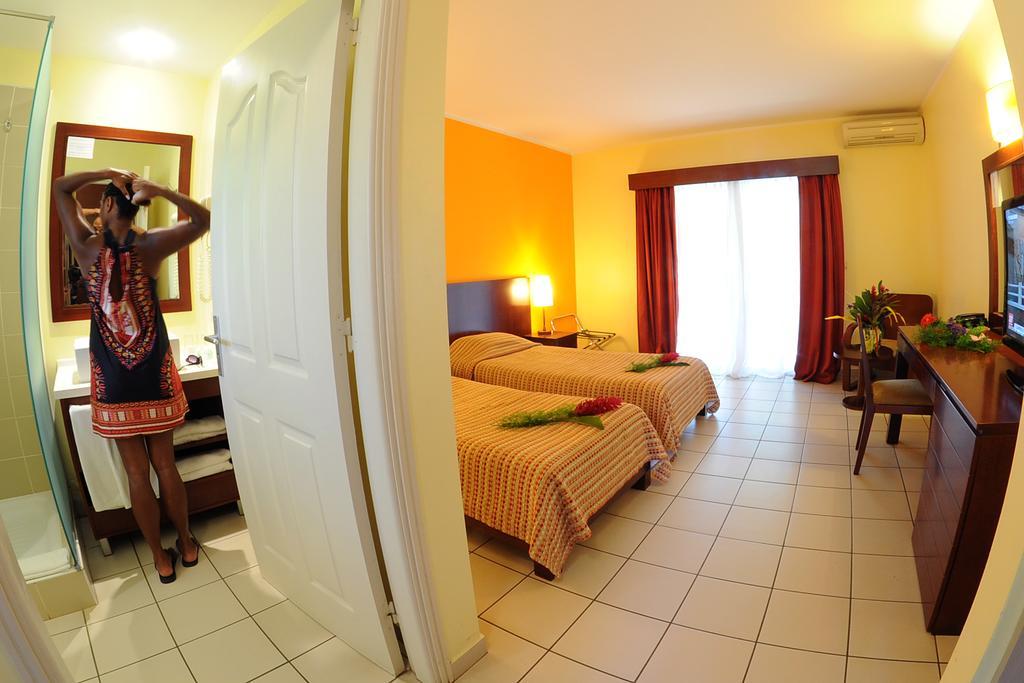 Koniambo Hotell Koné Rum bild