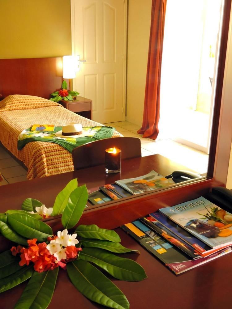 Koniambo Hotell Koné Exteriör bild