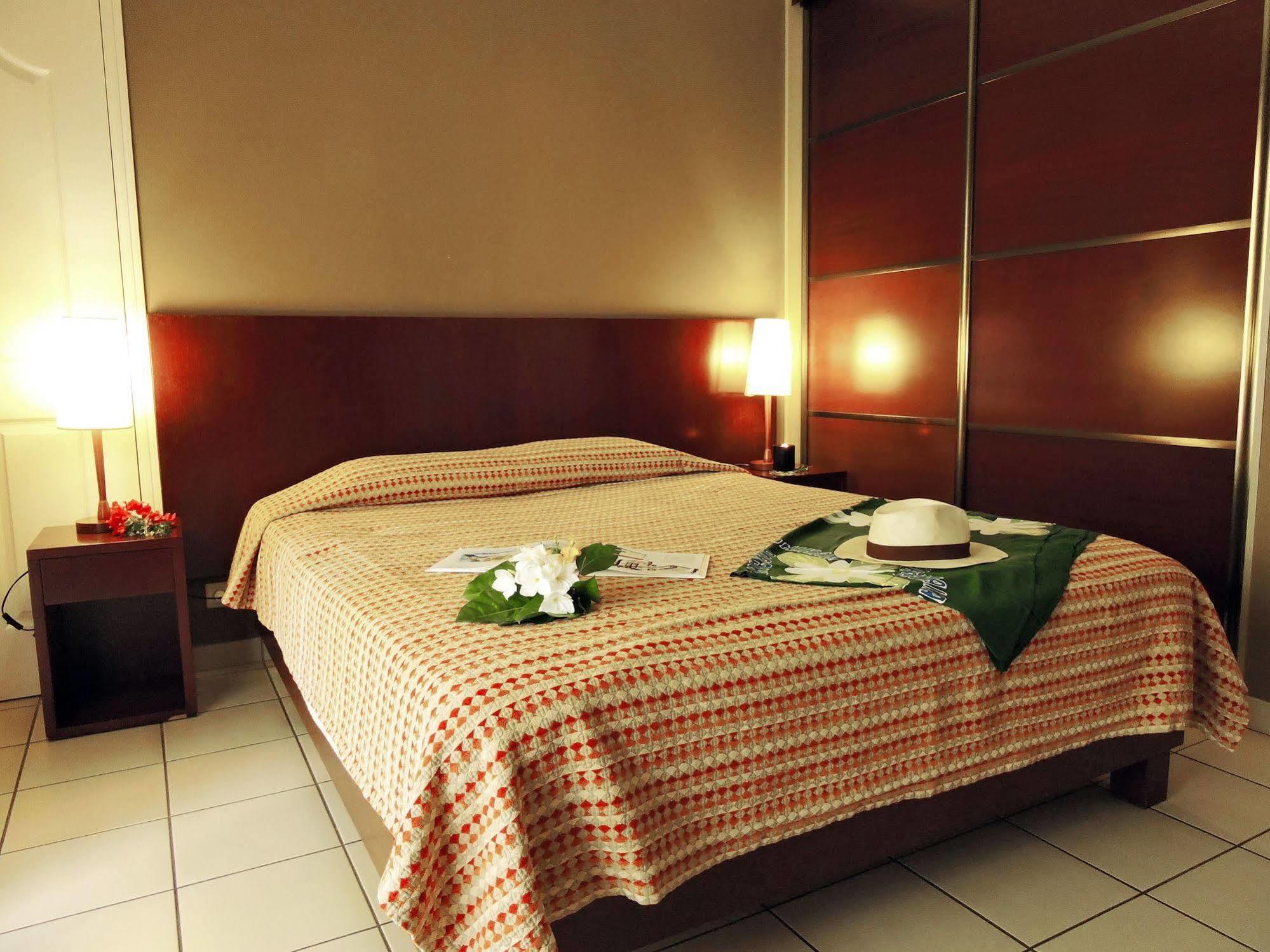 Koniambo Hotell Koné Exteriör bild