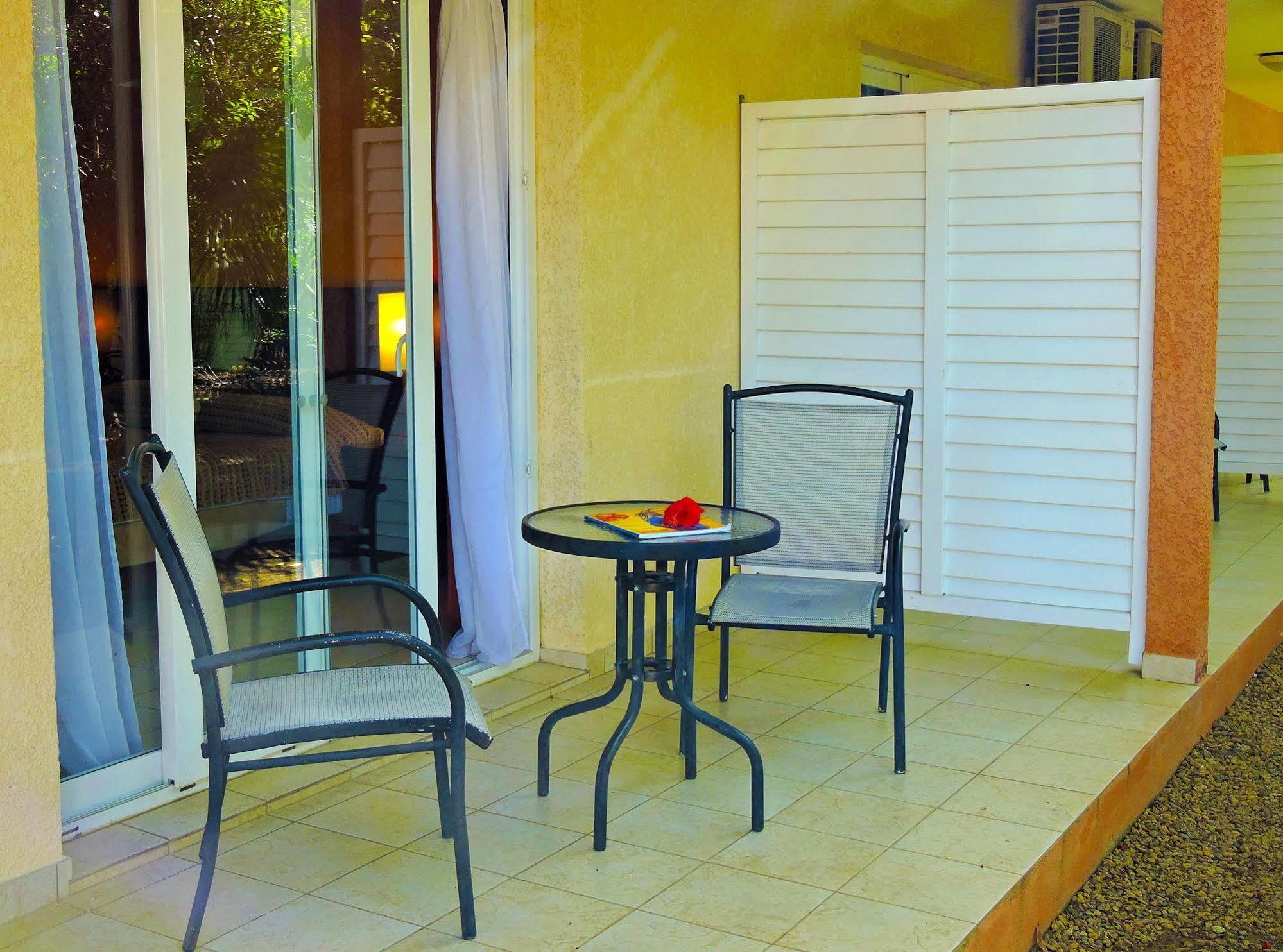 Koniambo Hotell Koné Exteriör bild