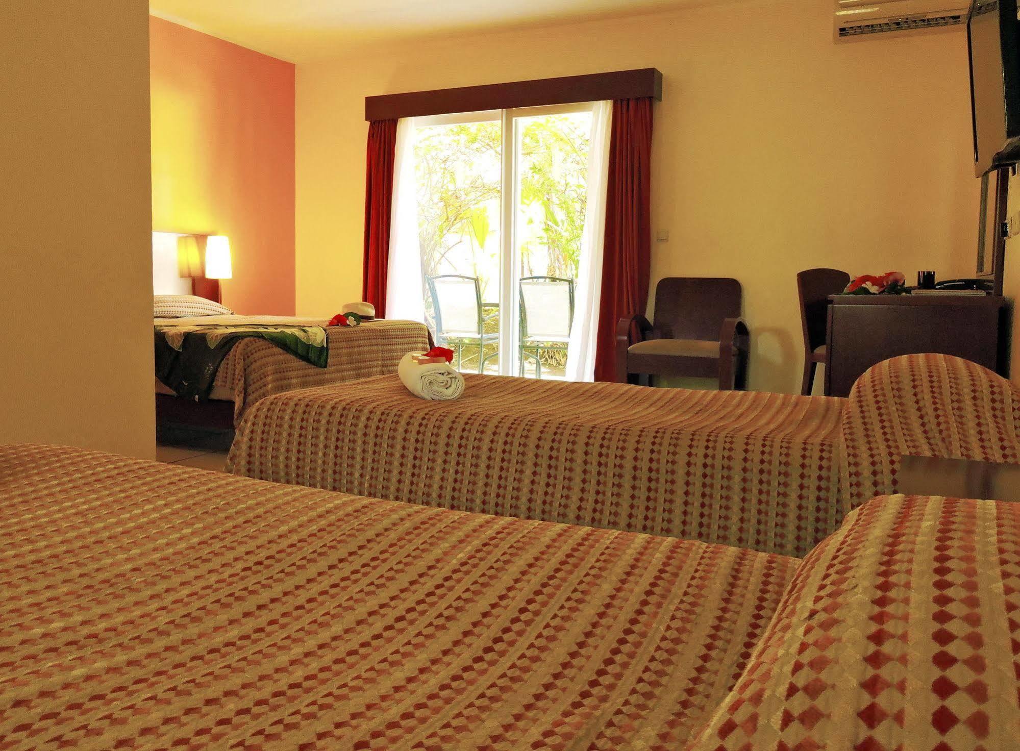 Koniambo Hotell Koné Exteriör bild